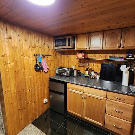 The Weber Suite Kitchener Esterno foto