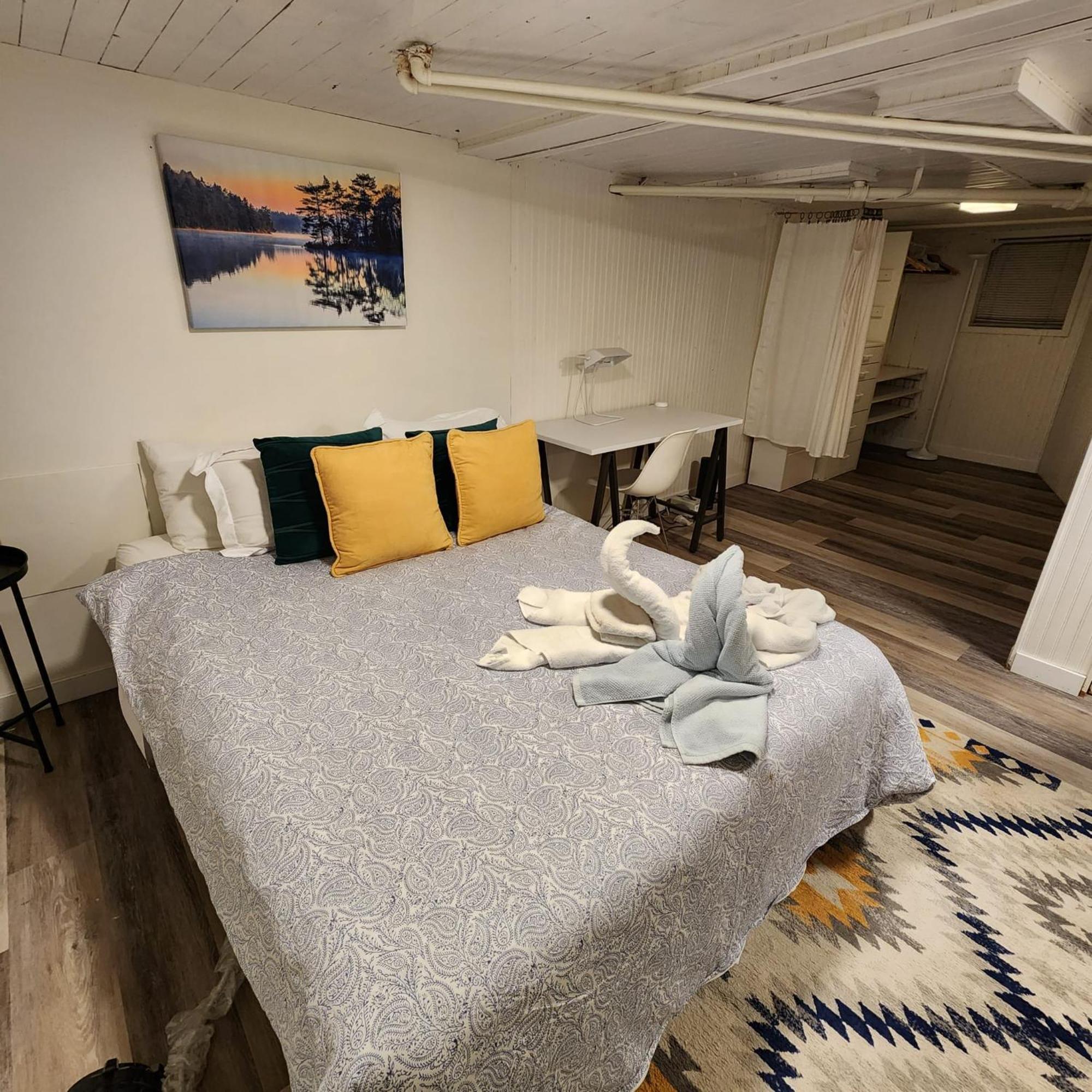 The Weber Suite Kitchener Esterno foto